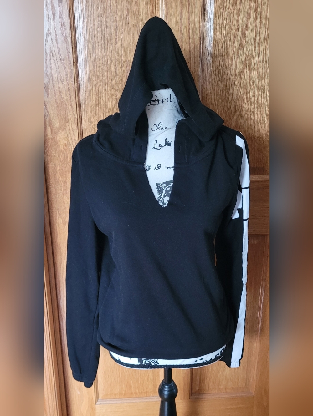 Victoria's Secret PINK Black and White Logo Pullover